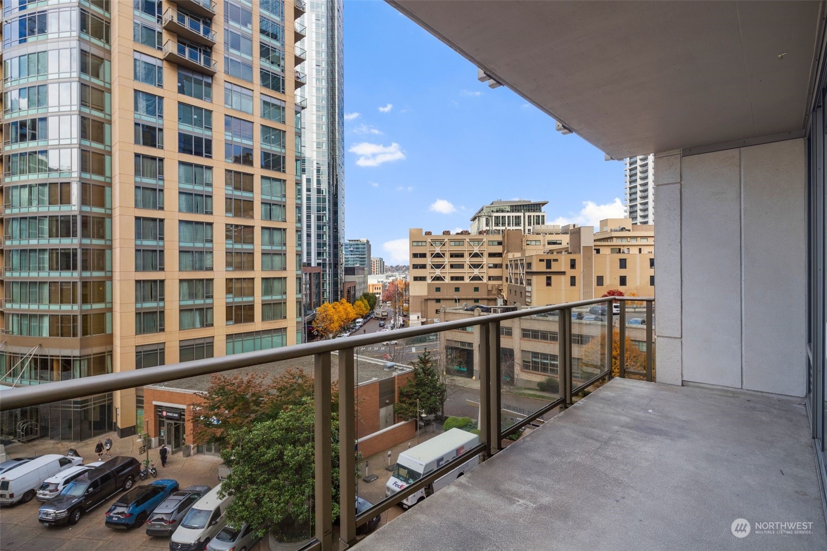 910 Lenora Street, Unit S510 Seattle, WA 98121 - Photo 25 of 40