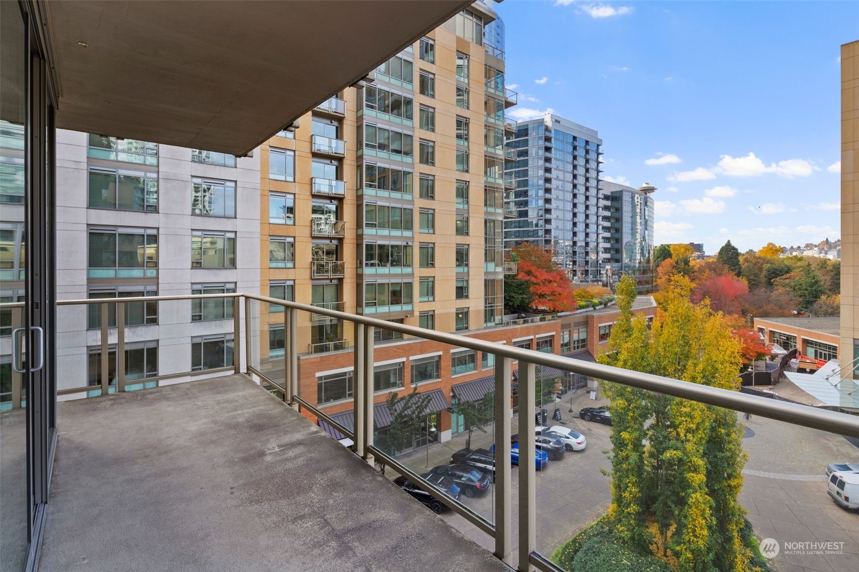 910 Lenora Street, Unit S510 Seattle, WA 98121 - Photo 26 of 40