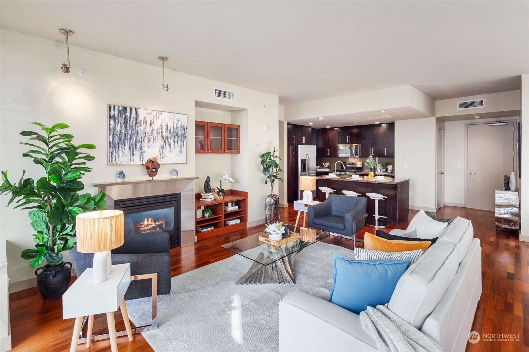 910 Lenora Street, Unit S510 Seattle, WA 98121 - Photo 4 of 40