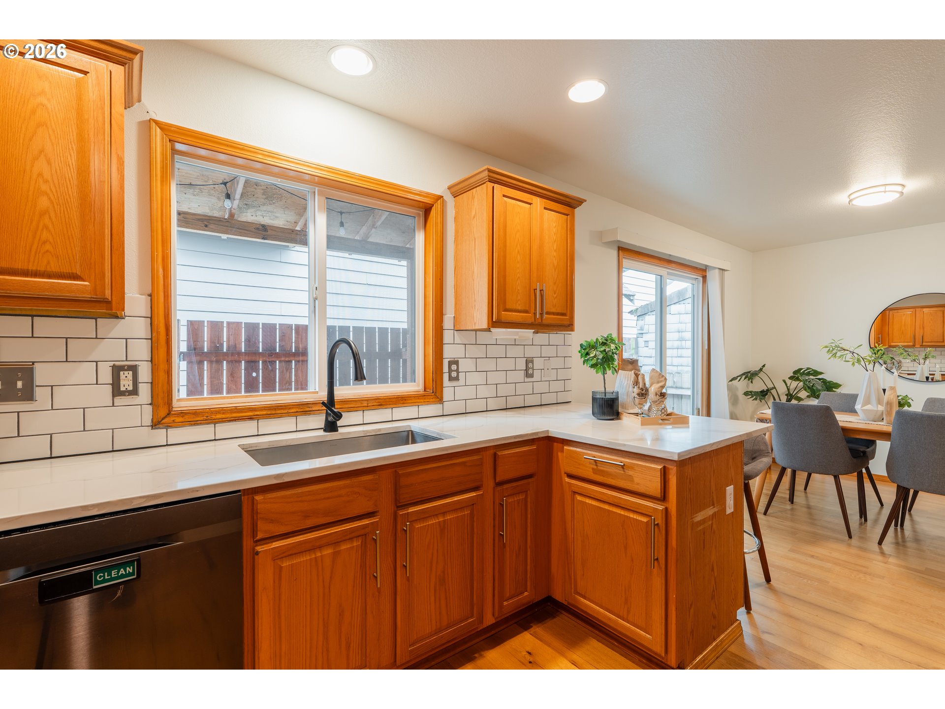7870 Southeast Springwater Drive Portland, OR 97206 - Photo 22 of 47