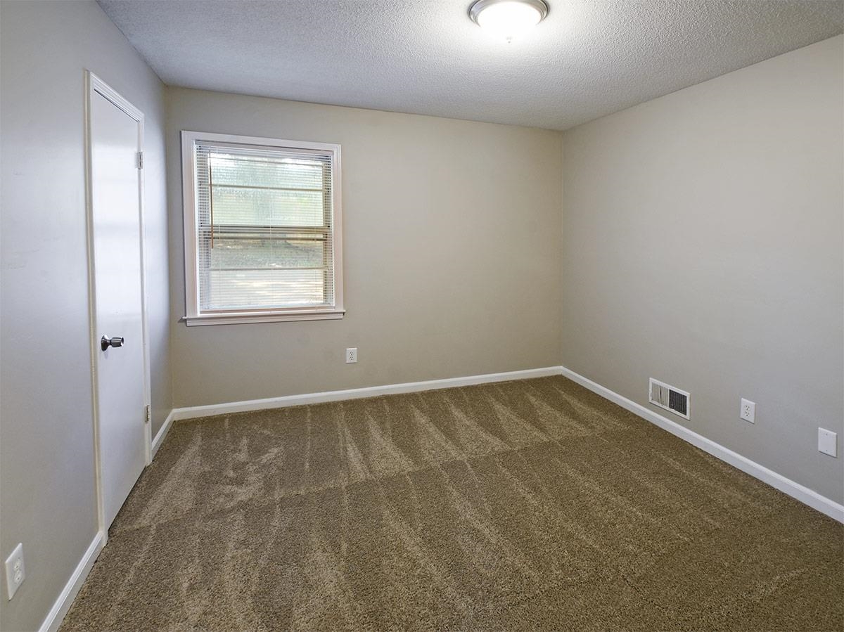 6731 Starkenburg Lane Memphis, TN 38115 - Photo 13 of 17