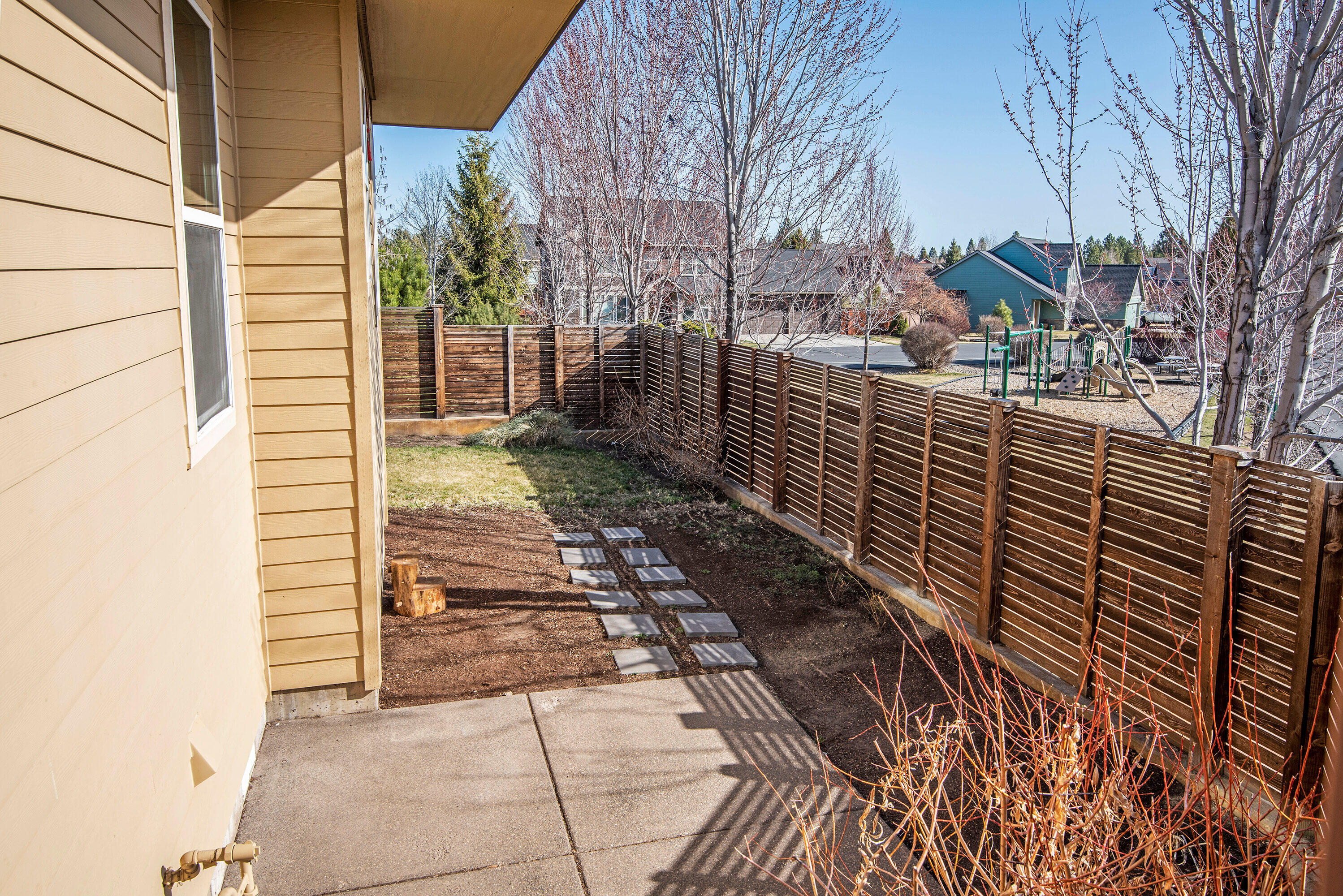61142 Ridge Falls Place Bend, OR 97702 - Photo 29 of 33 61142 Ridge Falls Pl Bend OR-print-029