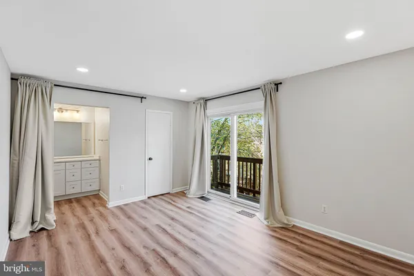 $3,450 | 8309 Highcliffe Court, Annandale, VA 22003