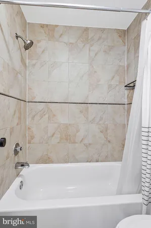 $3,450 | 8309 Highcliffe Court, Annandale, VA 22003