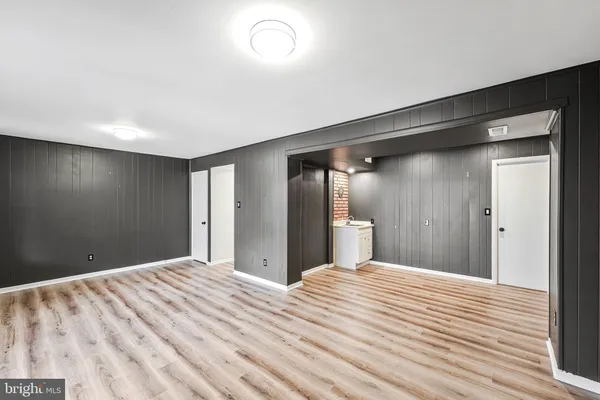 $3,450 | 8309 Highcliffe Court, Annandale, VA 22003