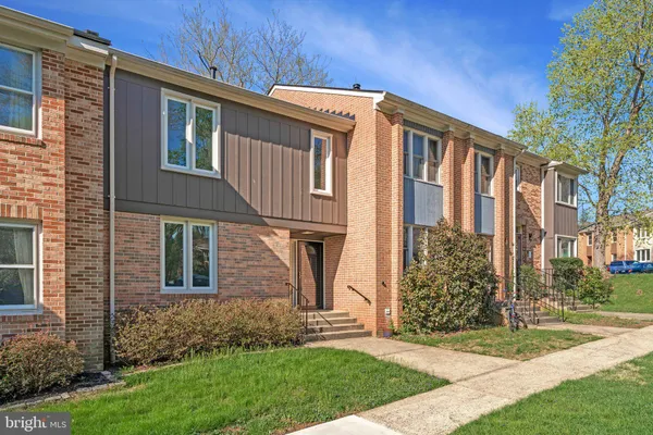 $3,450 | 8309 Highcliffe Court, Annandale, VA 22003