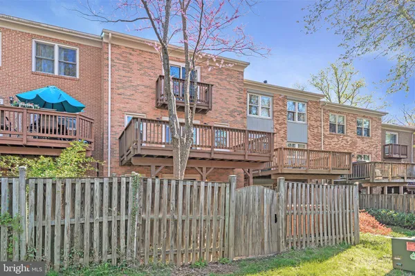 $3,450 | 8309 Highcliffe Court, Annandale, VA 22003