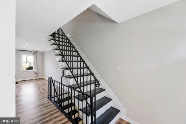 $3,450 | 8309 Highcliffe Court, Annandale, VA 22003