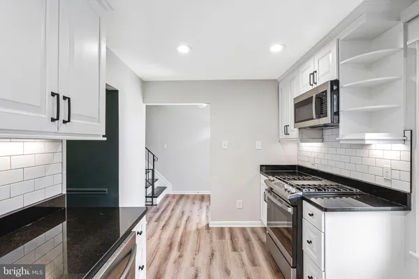 $3,450 | 8309 Highcliffe Court, Annandale, VA 22003