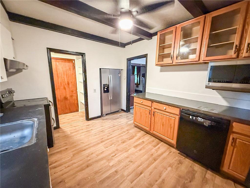 1523 Indiana Avenue Monaca, PA 15061 - Photo 5 of 50