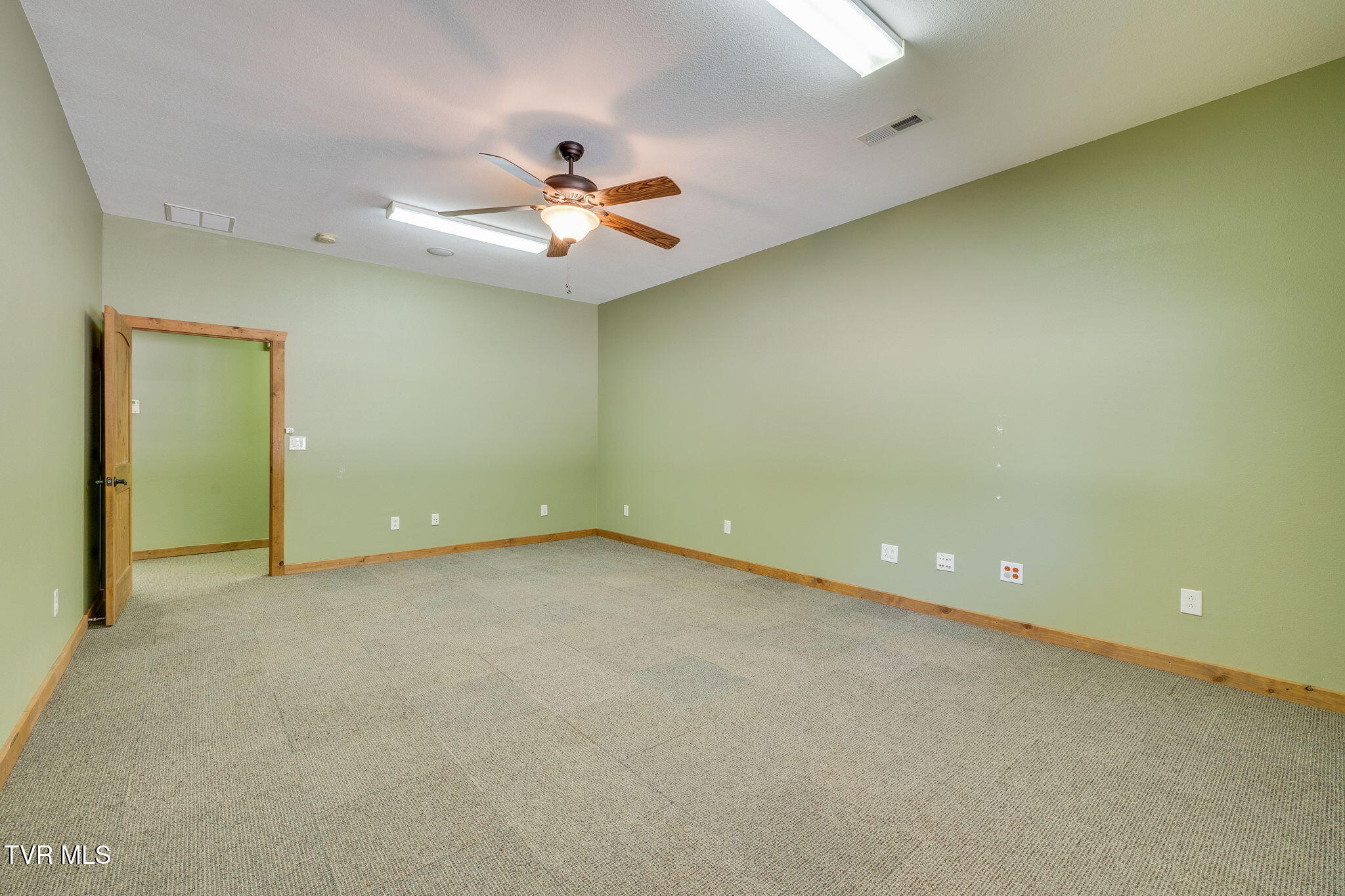 705 Union Chapel Road Afton, TN 37616 - Photo 34 of 73 031