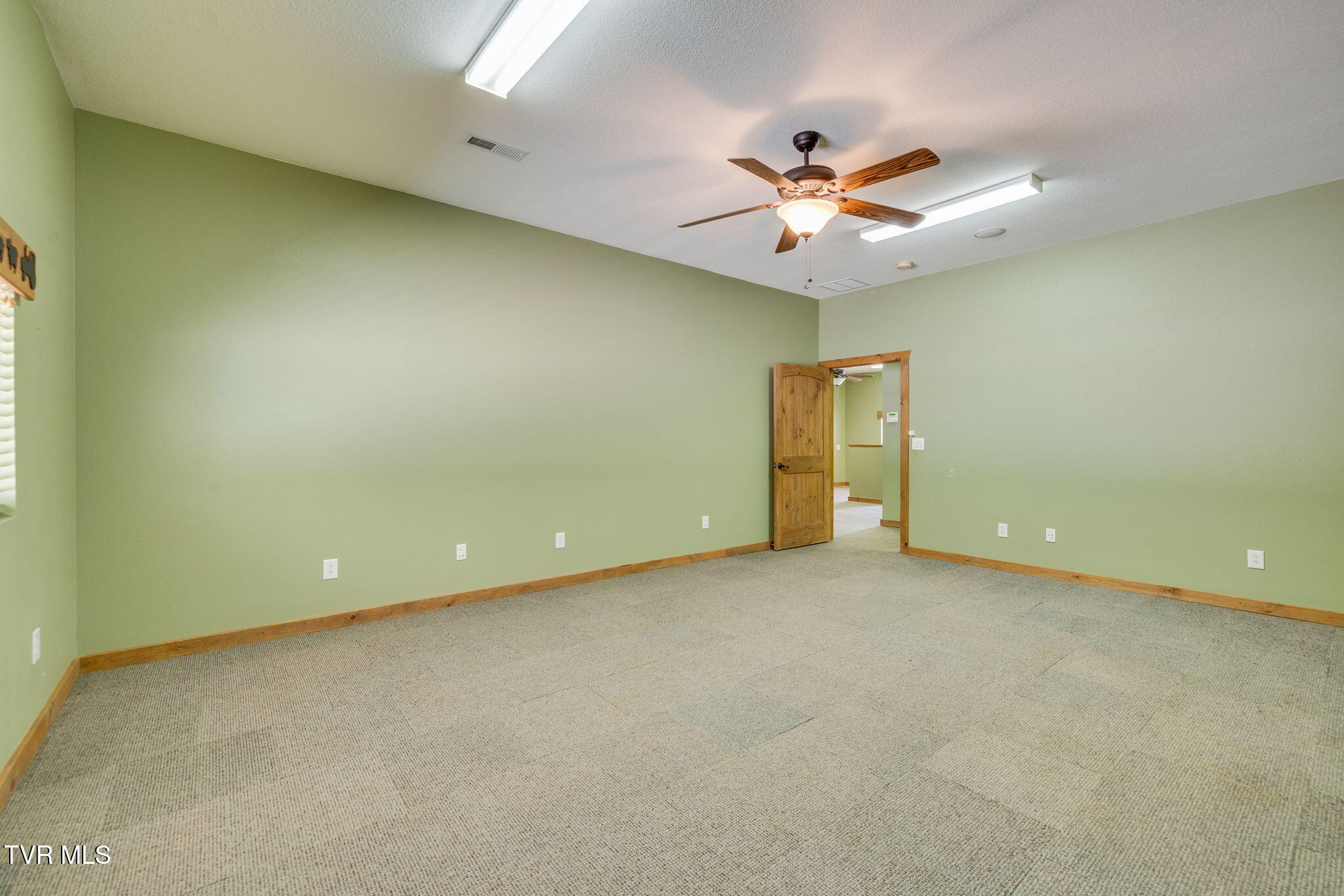 705 Union Chapel Road Afton, TN 37616 - Photo 35 of 73 032
