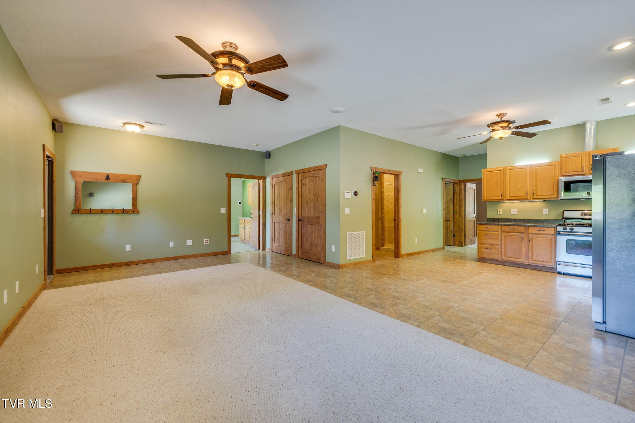 705 Union Chapel Road Afton, TN 37616 - Photo 5 of 73 008