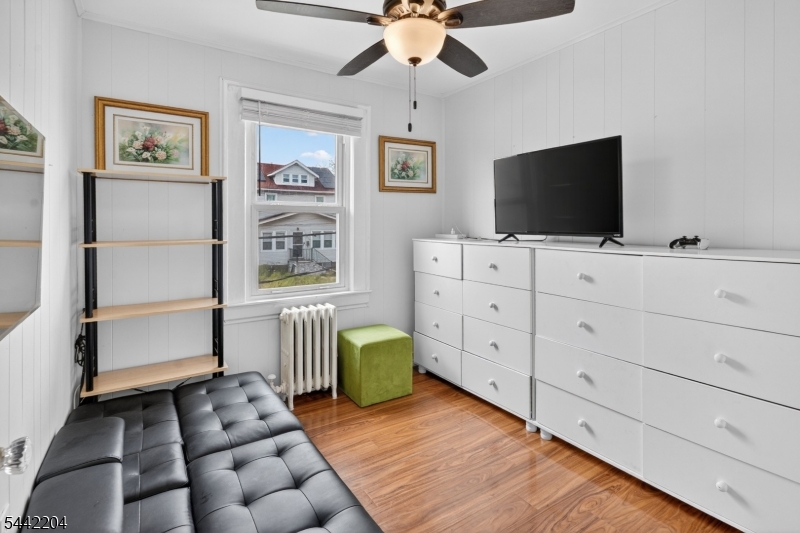 1629 May Street Union, NJ 07083 - Photo 5 of 11