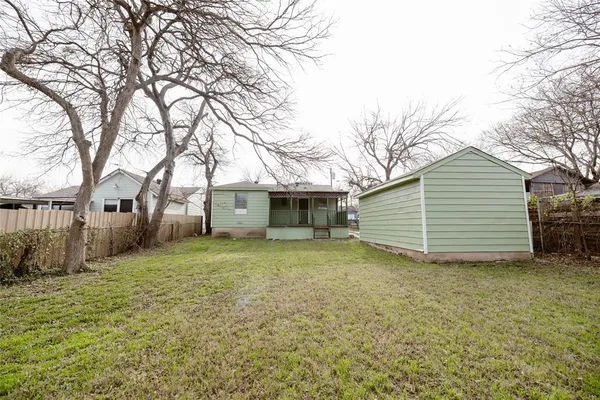 $1,695 | 6419 Lovett Avenue, Dallas, TX 75227