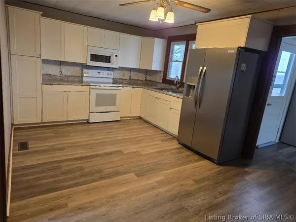 $1,500 | 4135 Highway 62, Corydon, IN 47112