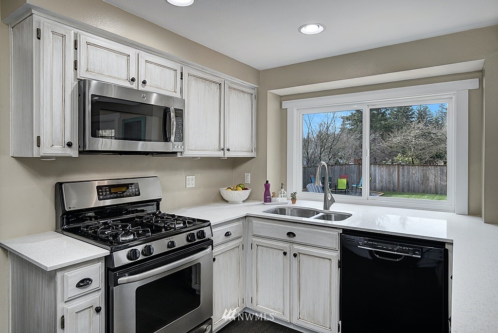 21112 33rd Drive Southeast Bothell, WA 98021 - Photo 12 of 31
