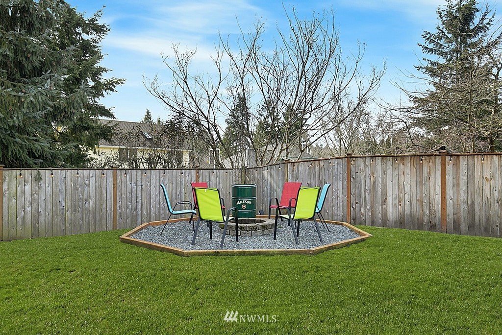 21112 33rd Drive Southeast Bothell, WA 98021 - Photo 27 of 31