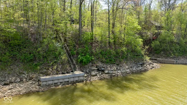 $585,000 | 11032 East Lakeside Circle, Rockville, IN 47872