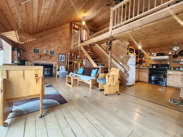 $275,000 | 332 North 1st Street, Bayfield, WI 54814