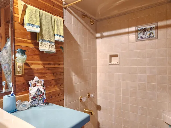 $275,000 | 332 North 1st Street, Bayfield, WI 54814