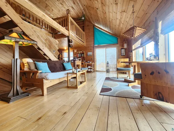 $275,000 | 332 North 1st Street, Bayfield, WI 54814