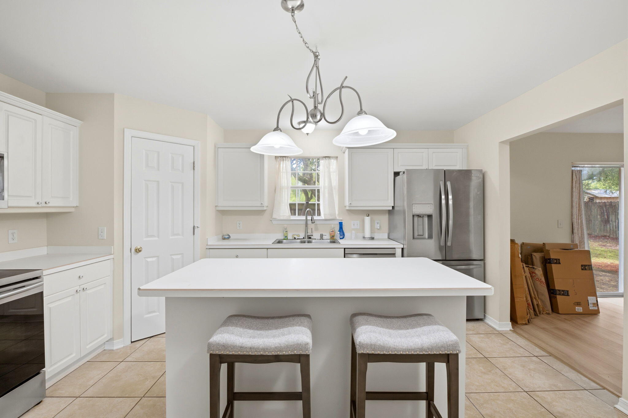 8131 Country Bay Boulevard Navarre, FL 32566 - Photo 10 of 47 15-web-or-mls-8131-country-bay-blvd