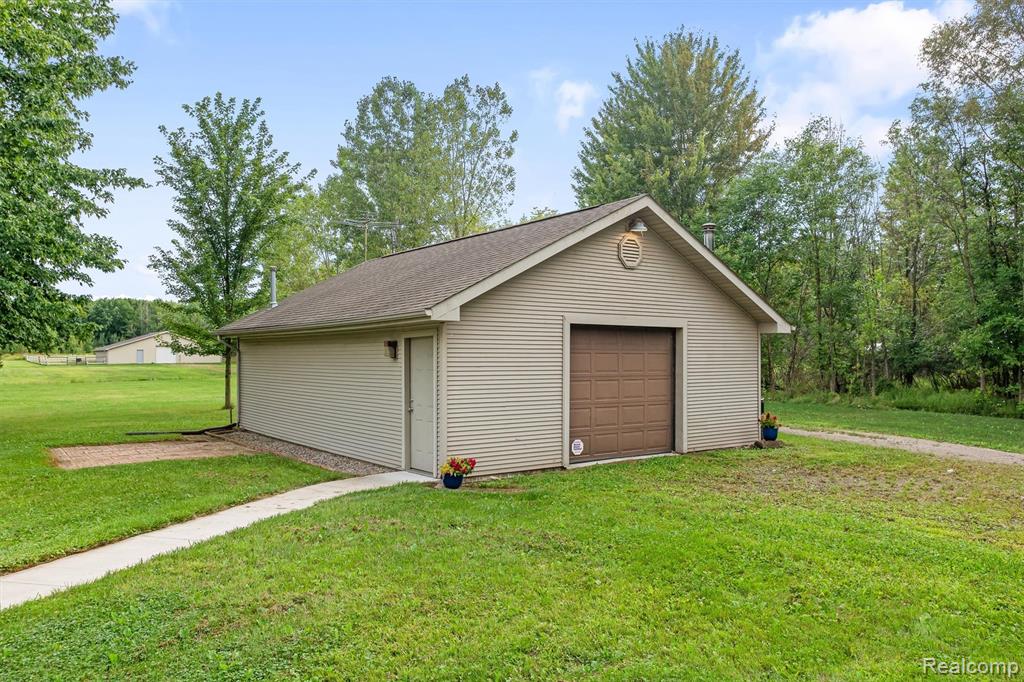 11157 Rose Road Emmett, MI 48022 - Photo 42 of 62 Gallery Image 42