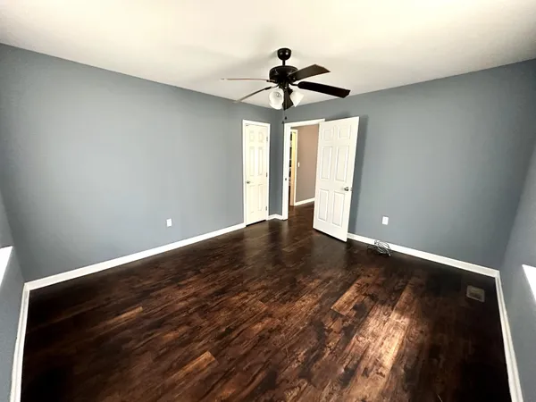 $895 | 896 Locust Drive, Clarksville, TN 37040