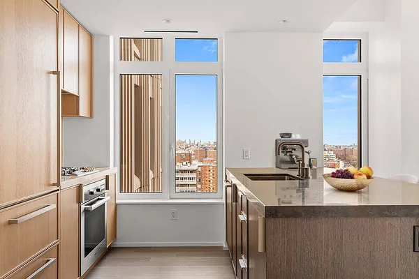$6,500 | 543 West 122nd Street, Unit 18D | Morningside Heights