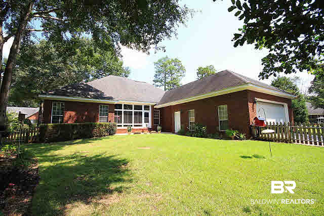 9526 Aspen Circle Daphne, AL 36527 - Photo 21 of 24 Back of Home