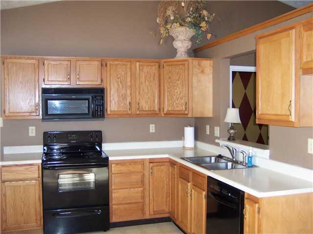 1452 Michigan Road Franklin, IN 46131 - Photo 2 of 10 Gallery Image 2