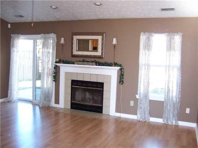 1452 Michigan Road Franklin, IN 46131 - Photo 4 of 10 Gallery Image 4