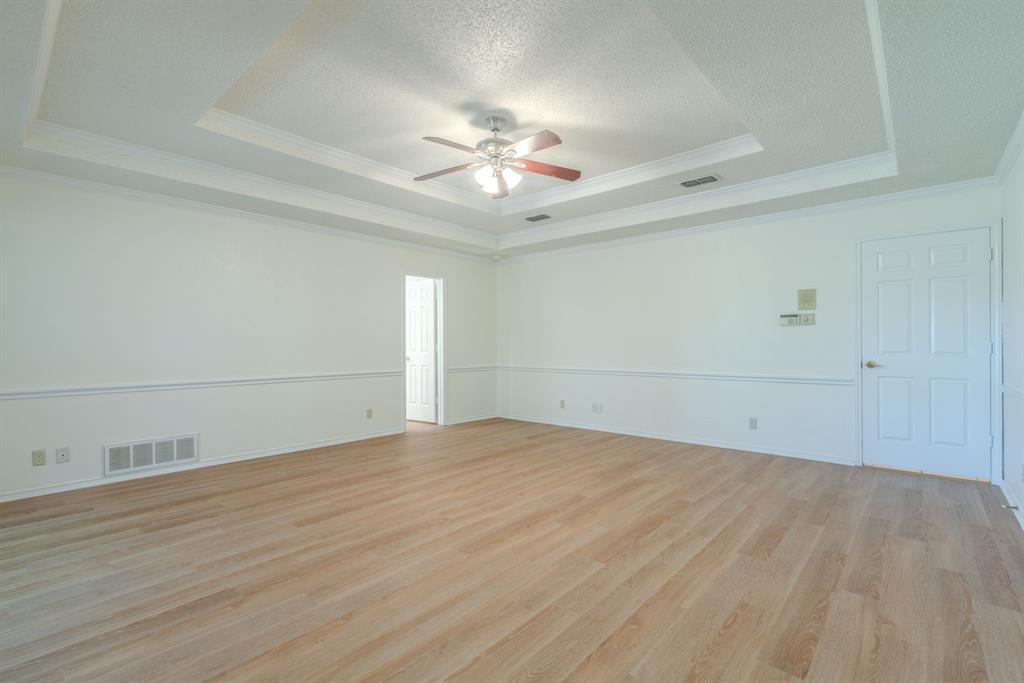 4501 Ridge North Road Fort Worth, TX 76126 - Photo 21 of 39 Vaulted ceiling and ceiling fan