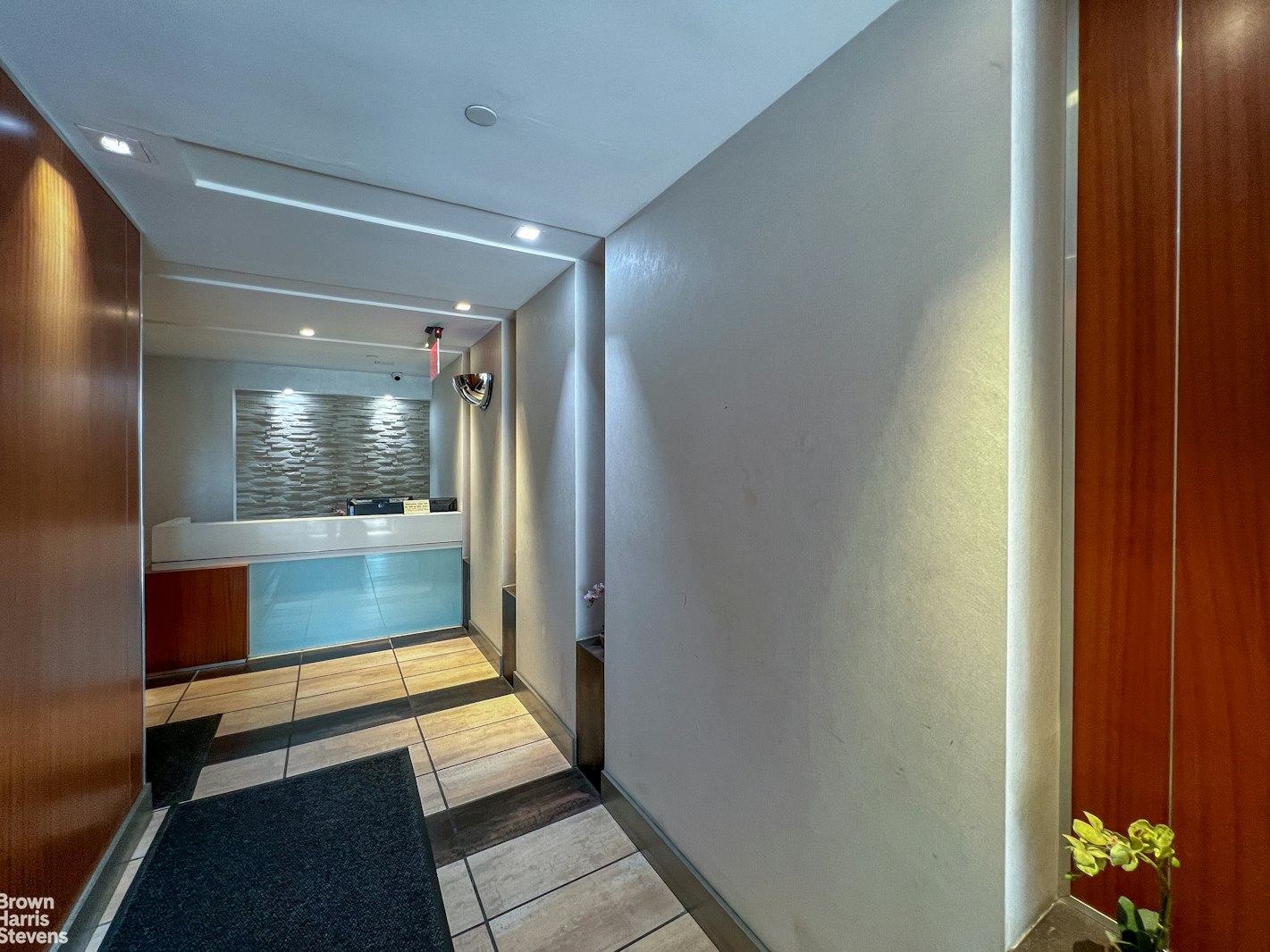 3585 Greystone Avenue, Unit 3DE Bronx, NY 10463 - Photo 13 of 16