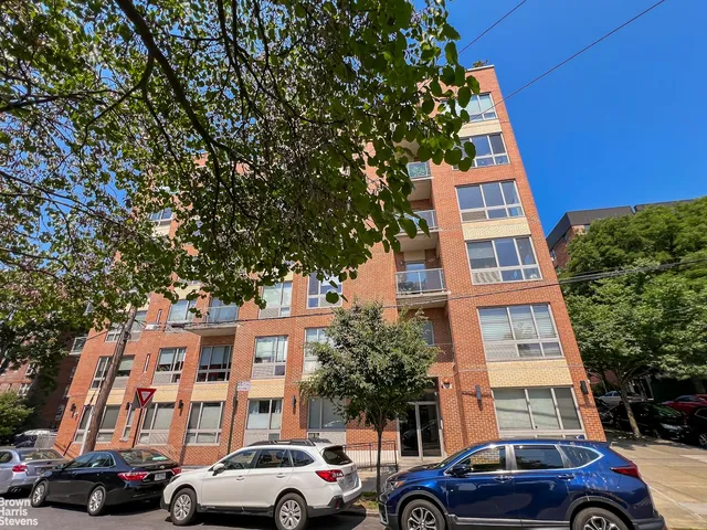 $570,000 | 3585 Greystone Avenue, Unit 3DE | Fieldston