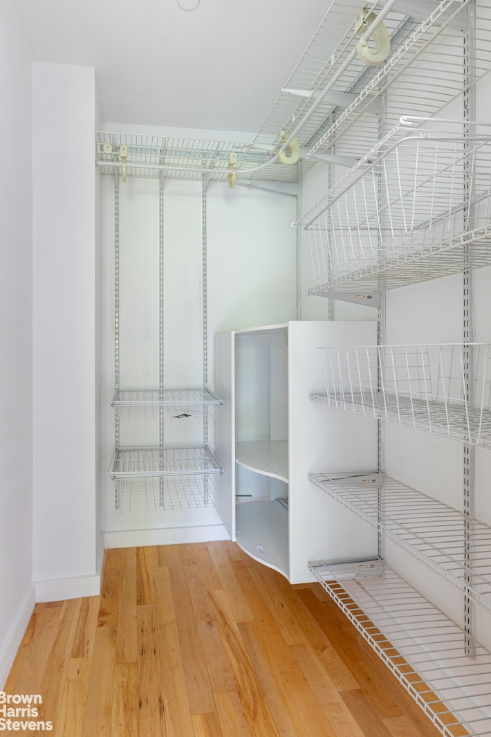 3585 Greystone Avenue, Unit 3DE Bronx, NY 10463 - Photo 7 of 16