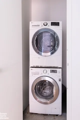 $570,000 | 3585 Greystone Avenue, Unit 3DE | Fieldston