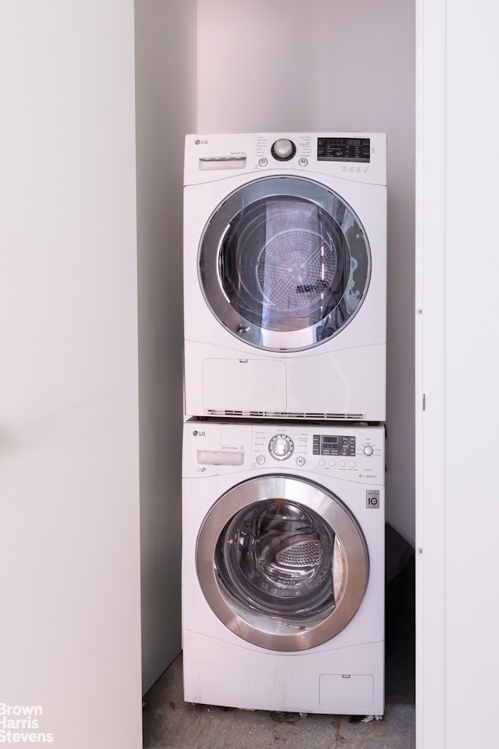 3585 Greystone Avenue, Unit 3DE Bronx, NY 10463 - Photo 10 of 16