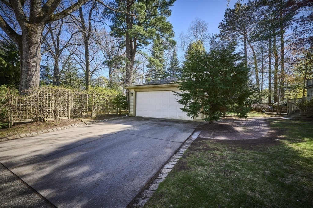 16 Harrison Street Newton, MA 02461 - Photo 38 of 40