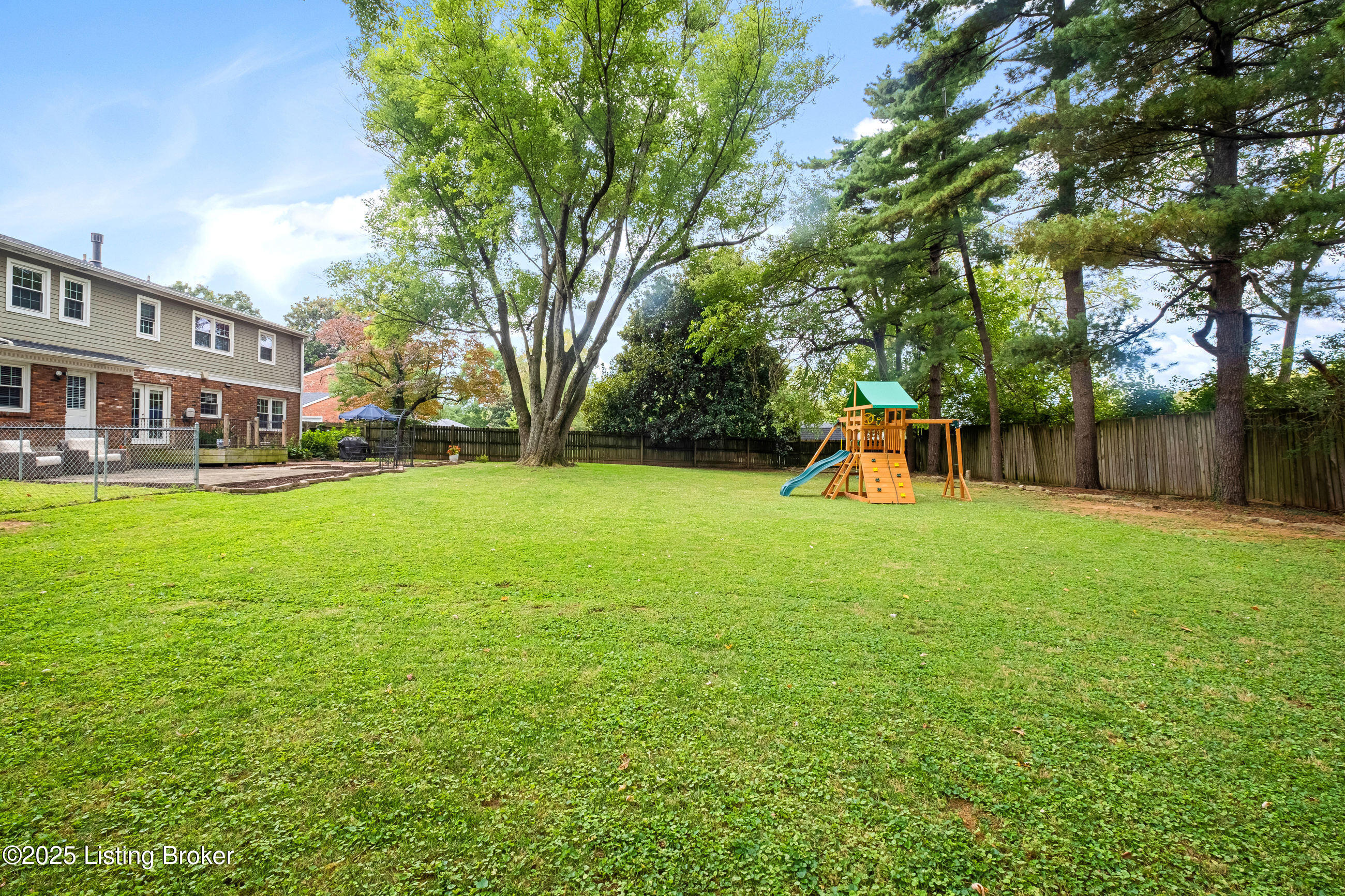 6105 Rodes Drive Louisville, KY 40222 - Photo 43 of 50 6105 rodes_028