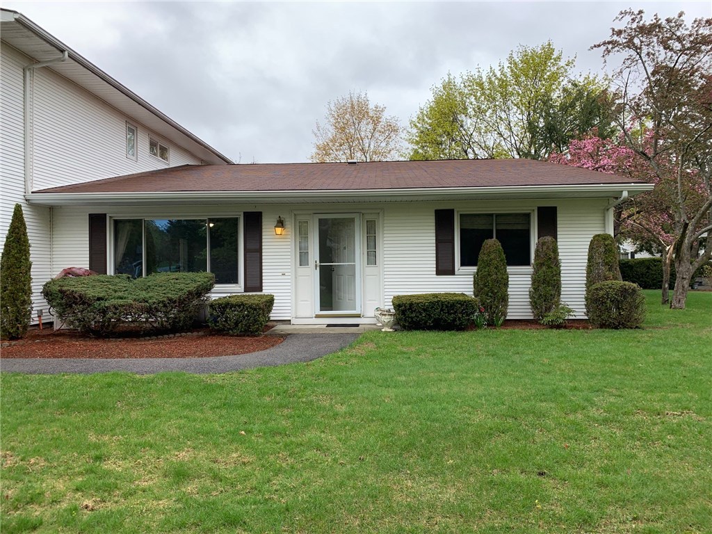 92 Fox Ridge Crescent Warwick, RI 02886 - Photo 1 of 23 Gallery Image 1
