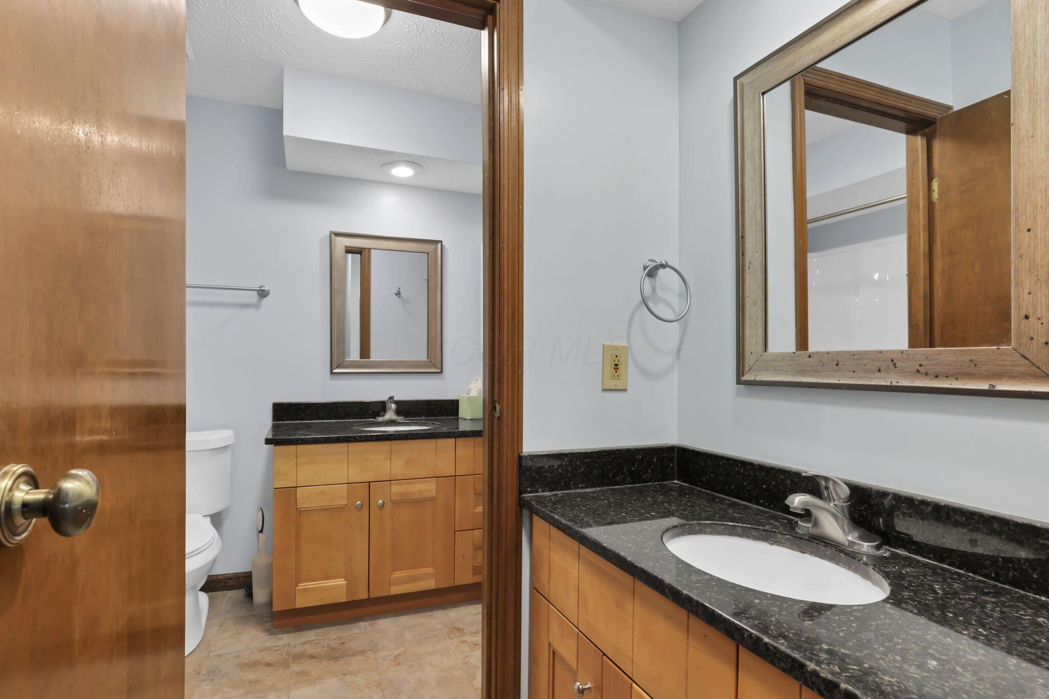 2014 Queensgate Lane Columbus, OH 43235 - Photo 15 of 26 29-web-or-mls-0N4A5859