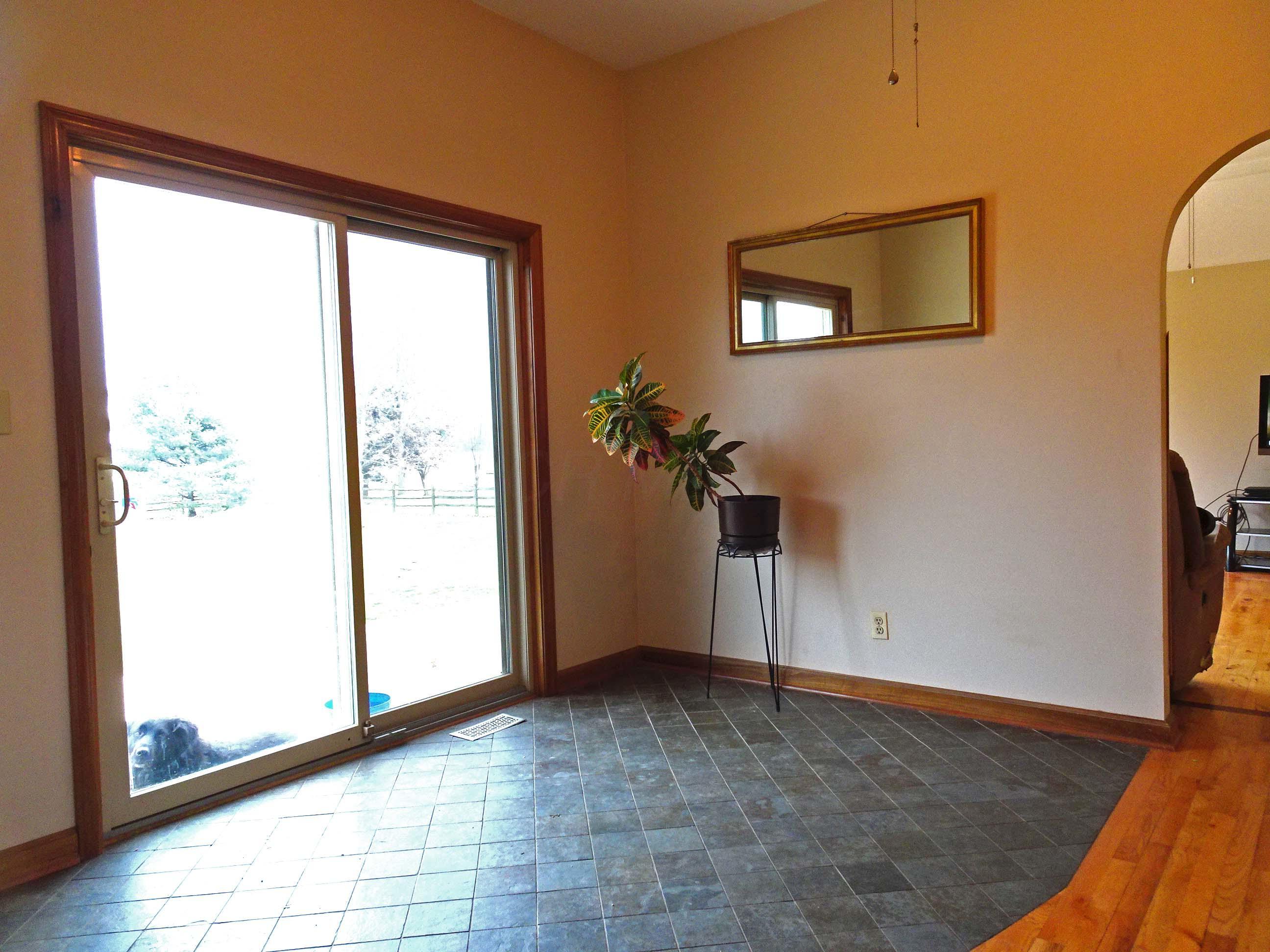 4930 Royalton Road Southwest Lancaster, OH 43130 - Photo 4 of 24