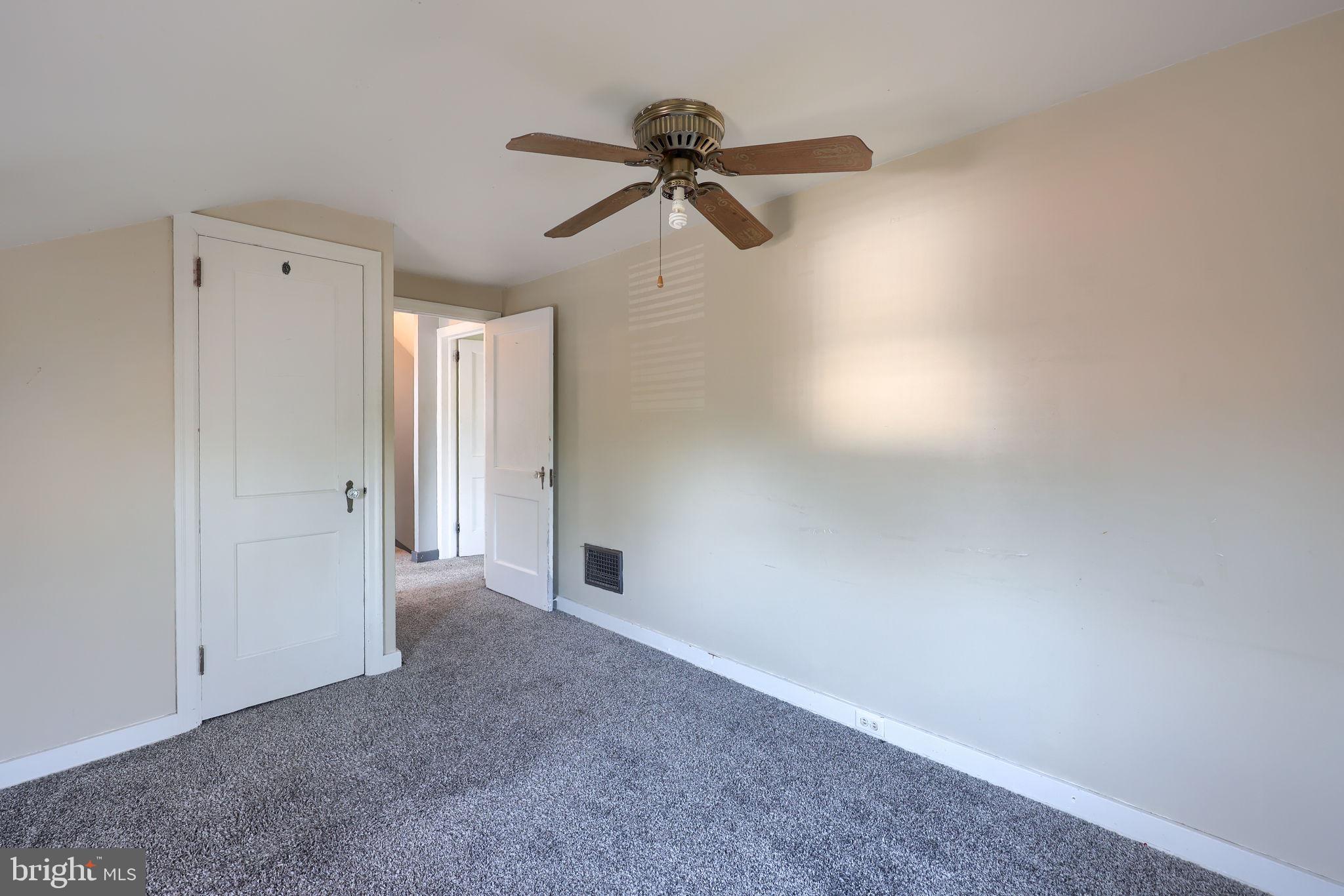 1310 Clark Street Lancaster, PA 17602 - Photo 17 of 37