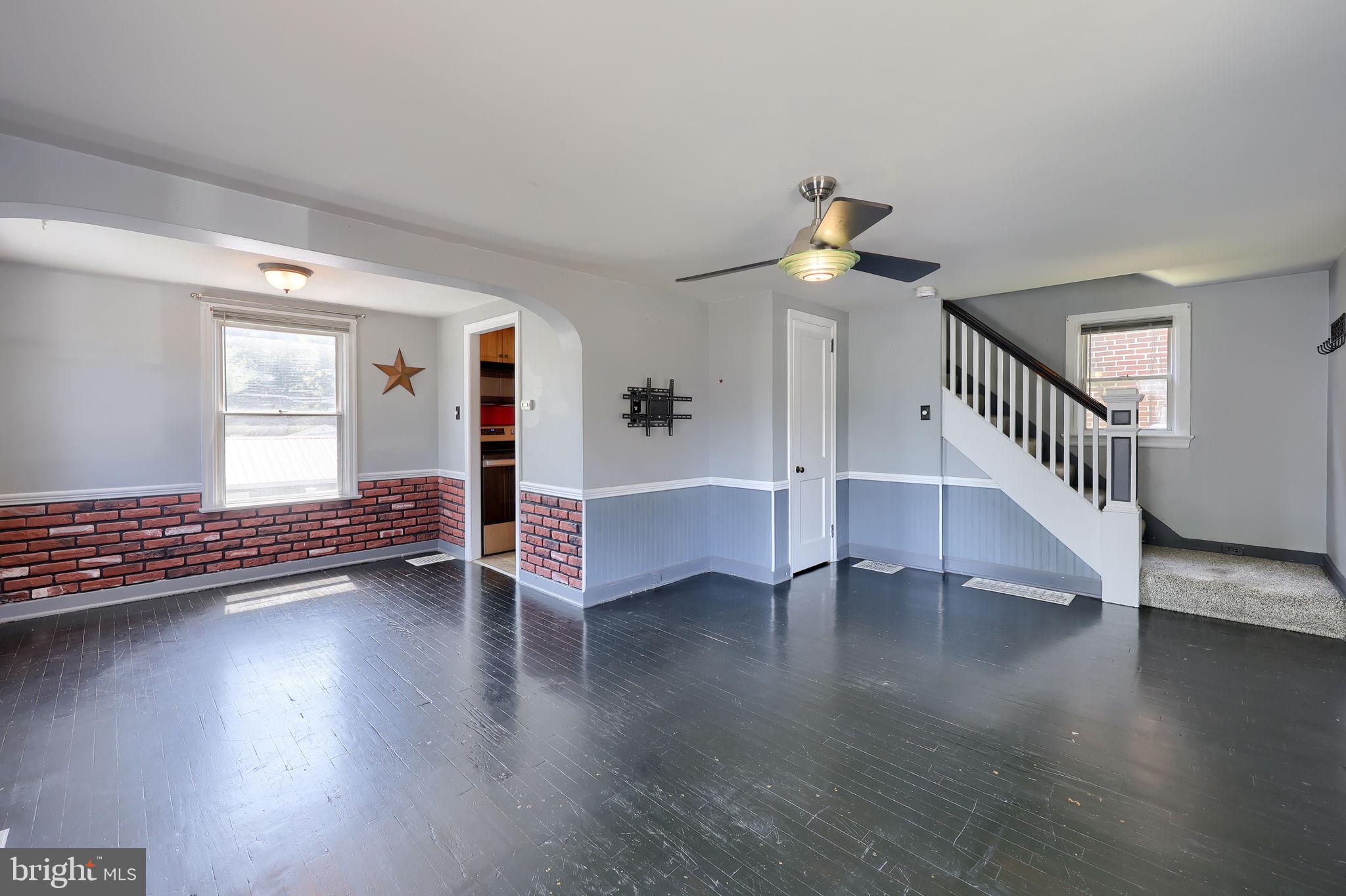1310 Clark Street Lancaster, PA 17602 - Photo 10 of 37