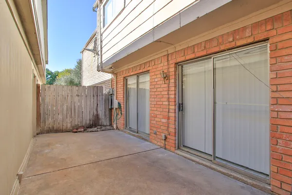$1,895 | 5429 10th Street, Katy, TX 77493