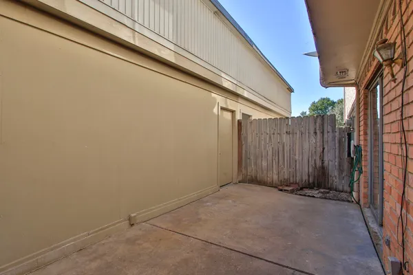 $1,895 | 5429 10th Street, Katy, TX 77493