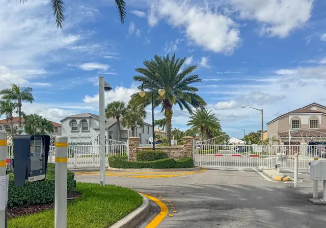 $4,350 | 724 Northwest 155th Terrace, Pembroke Pines, FL 33028