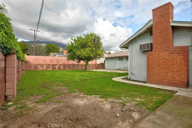 $950,000 | 9825 Tujunga Canyon Place, Tujunga, CA 91042